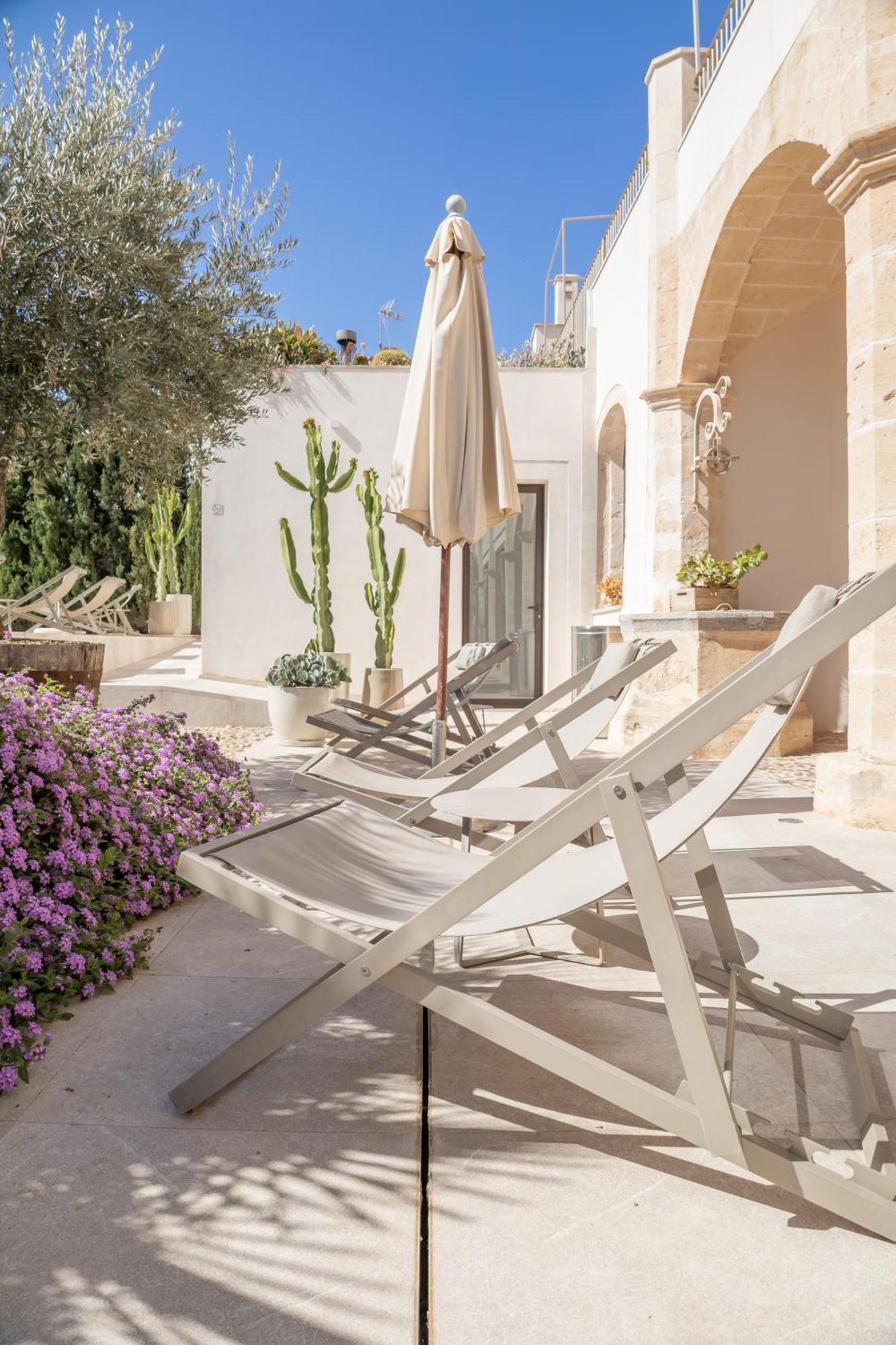 Ynaira Hotel & Spa Ariany Exterior foto